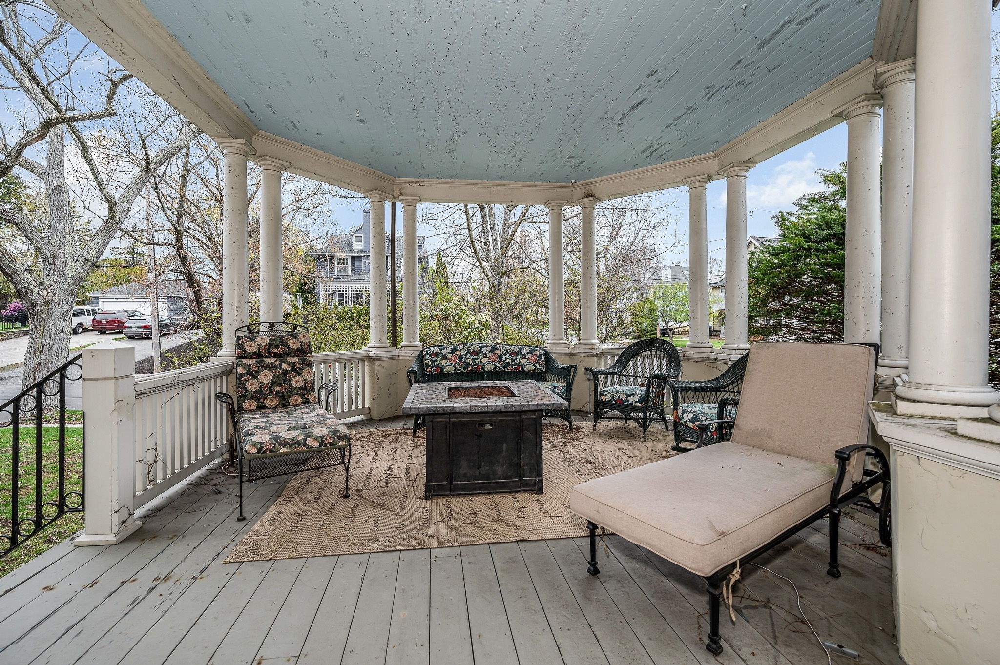 16 Quincy St Property Photo 3