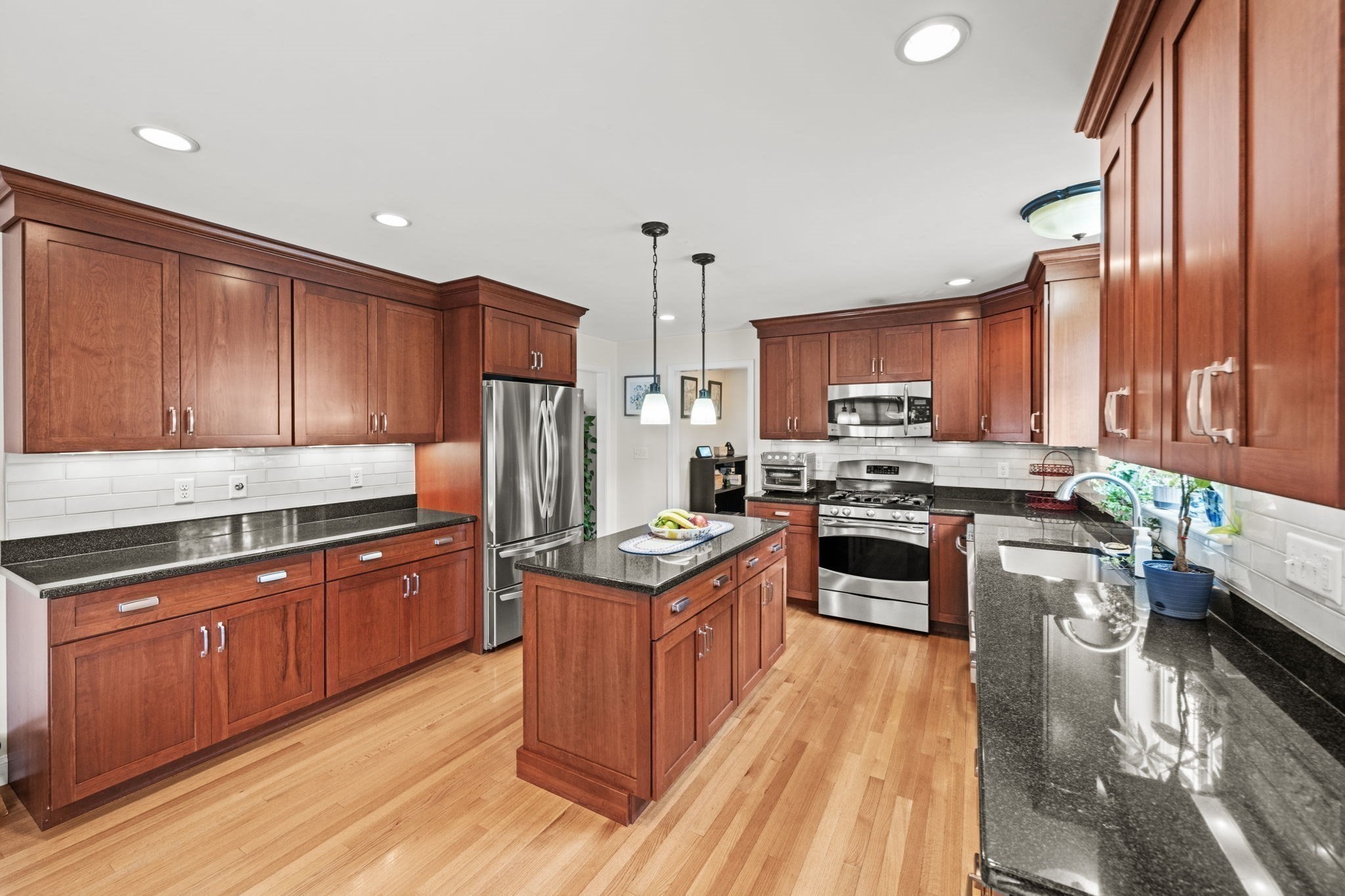 2 O'connor Lane Property Photo 9