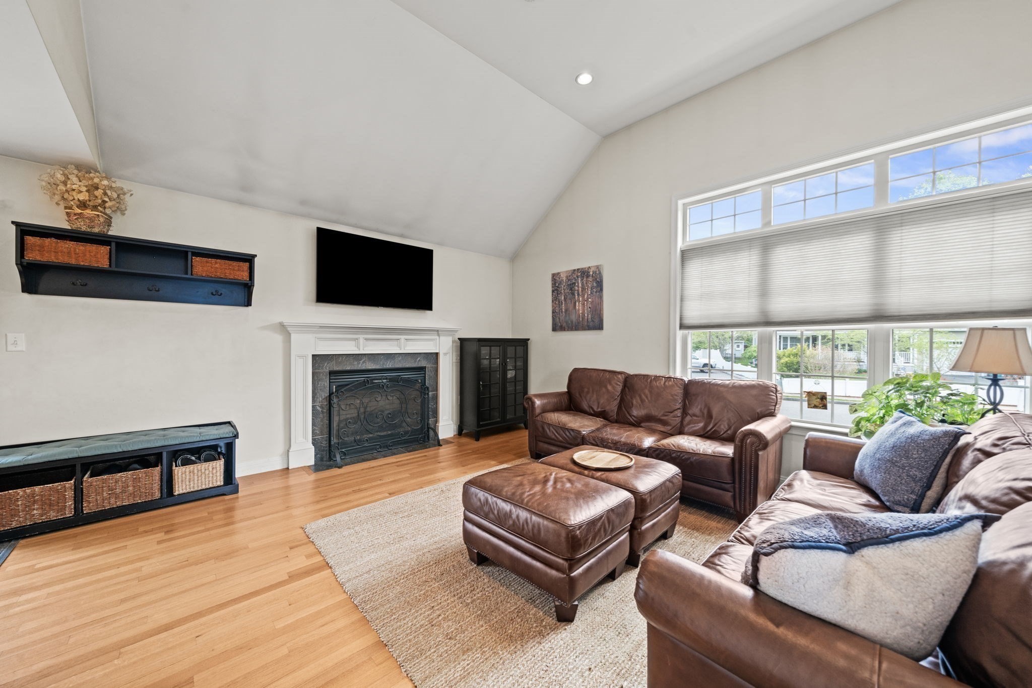 2 O'connor Lane Property Photo 16