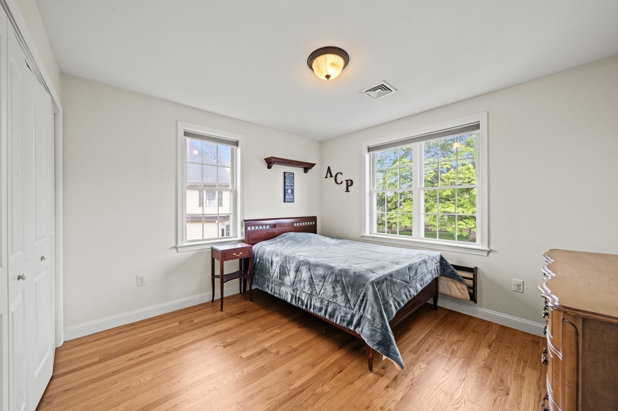 2 O'connor Lane Property Photo 30