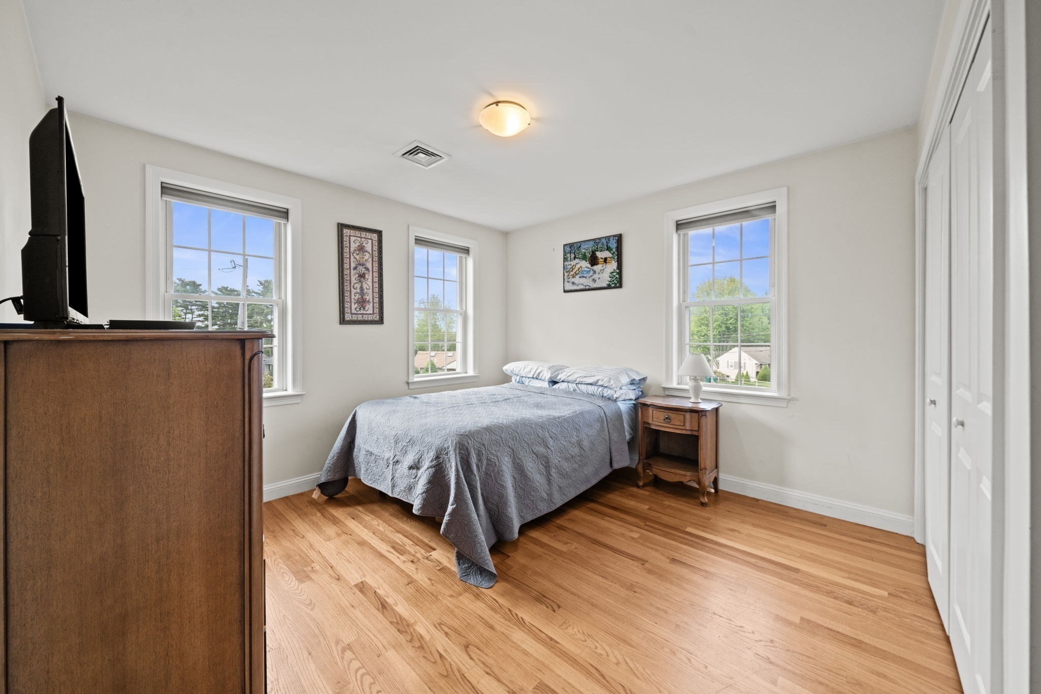 2 O'connor Lane Property Photo 33
