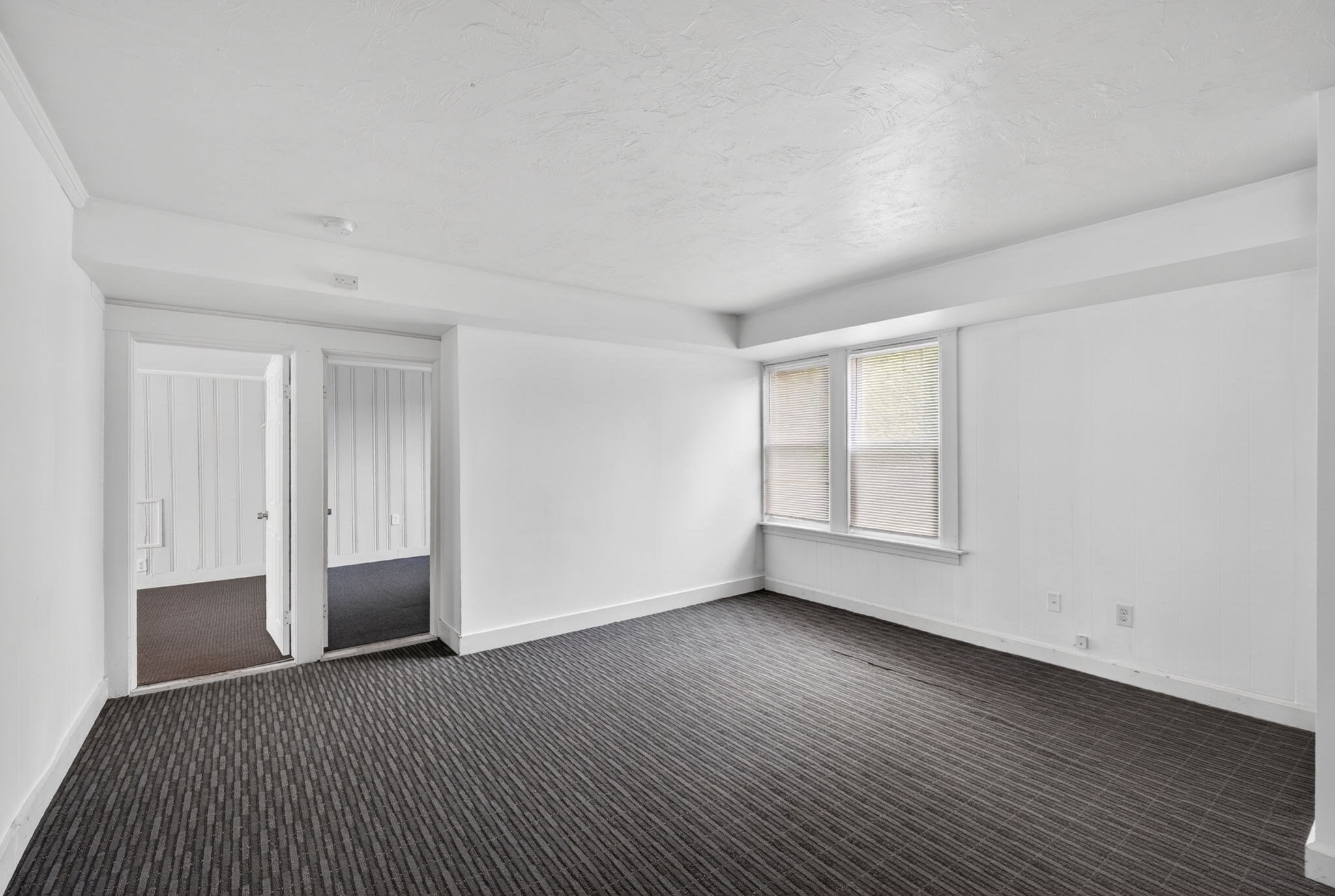 70 Myrtle Ave Property Photo 24