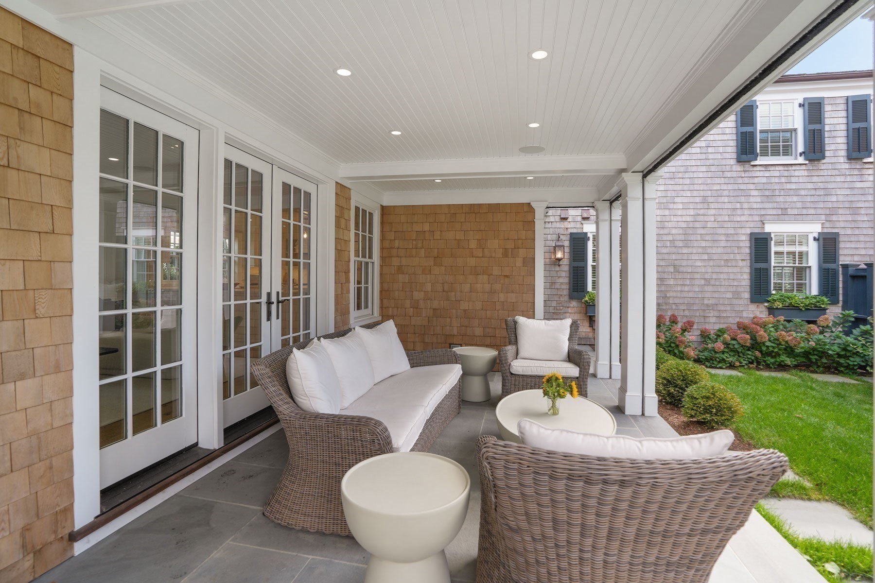 56 North Summer Street Property Photo 18