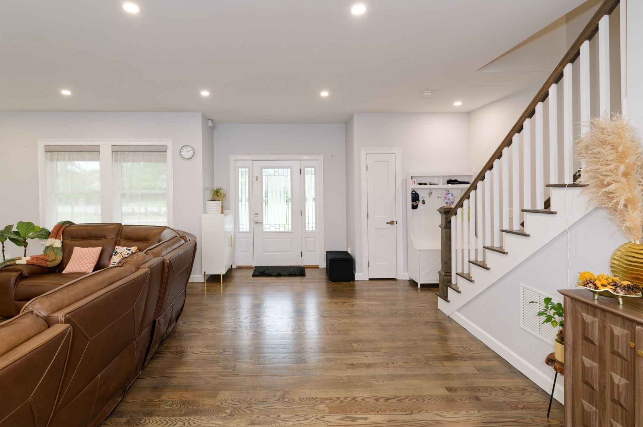 615 Norfolk St Property Photo 13