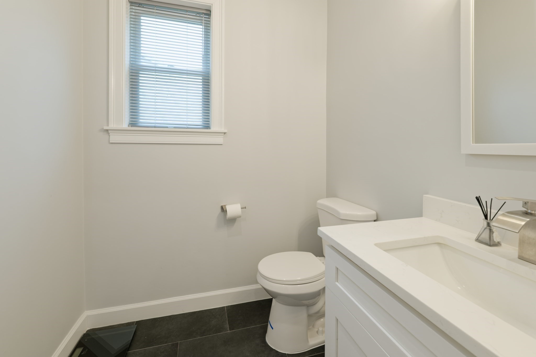 615 Norfolk St Property Photo 18