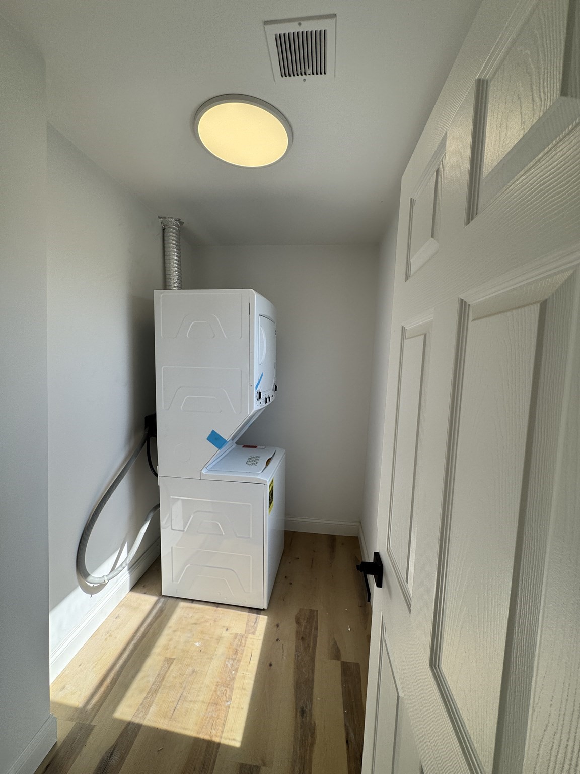 605 Millbury St Property Photo 14