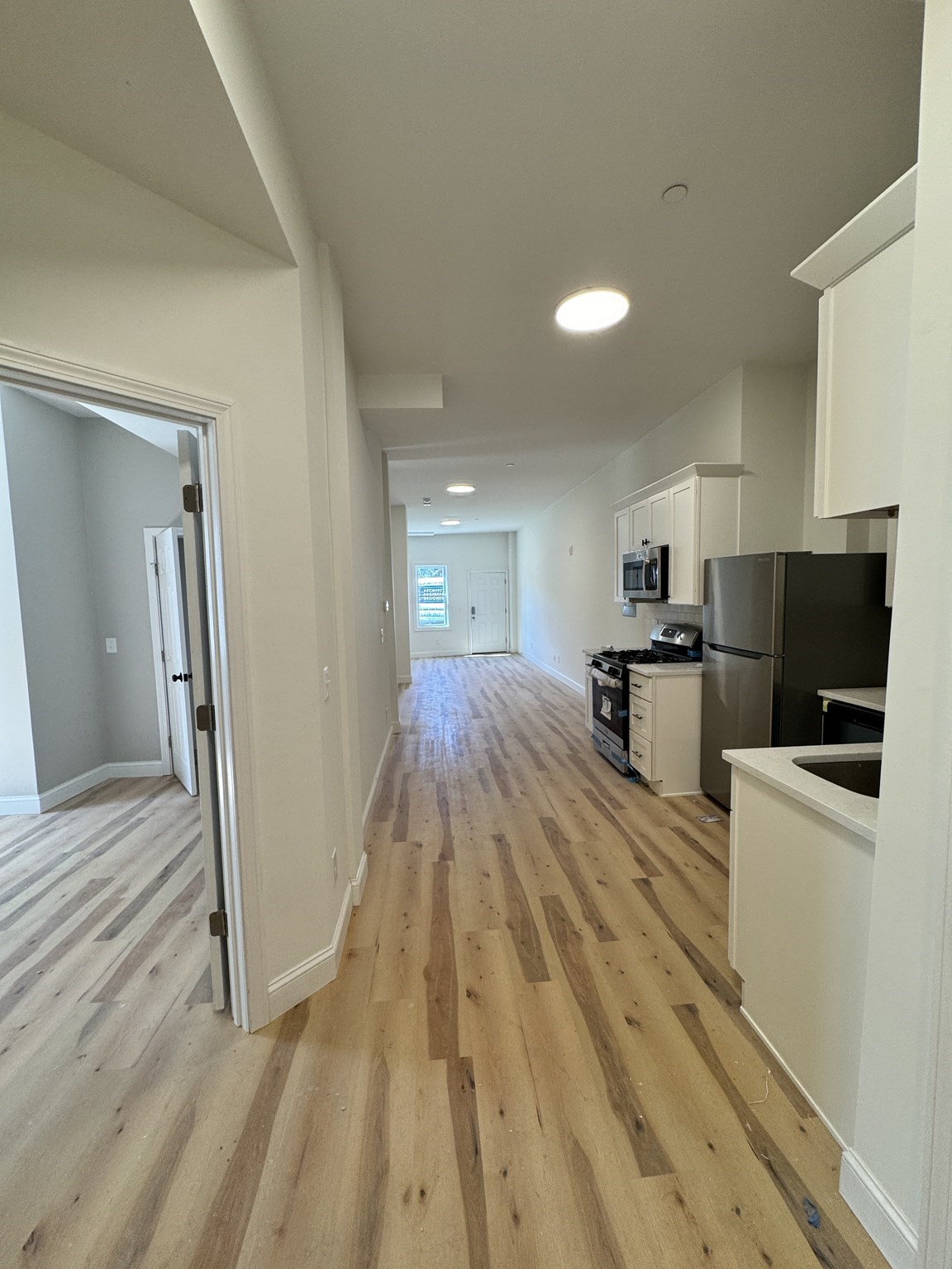 605 Millbury St Property Photo 29