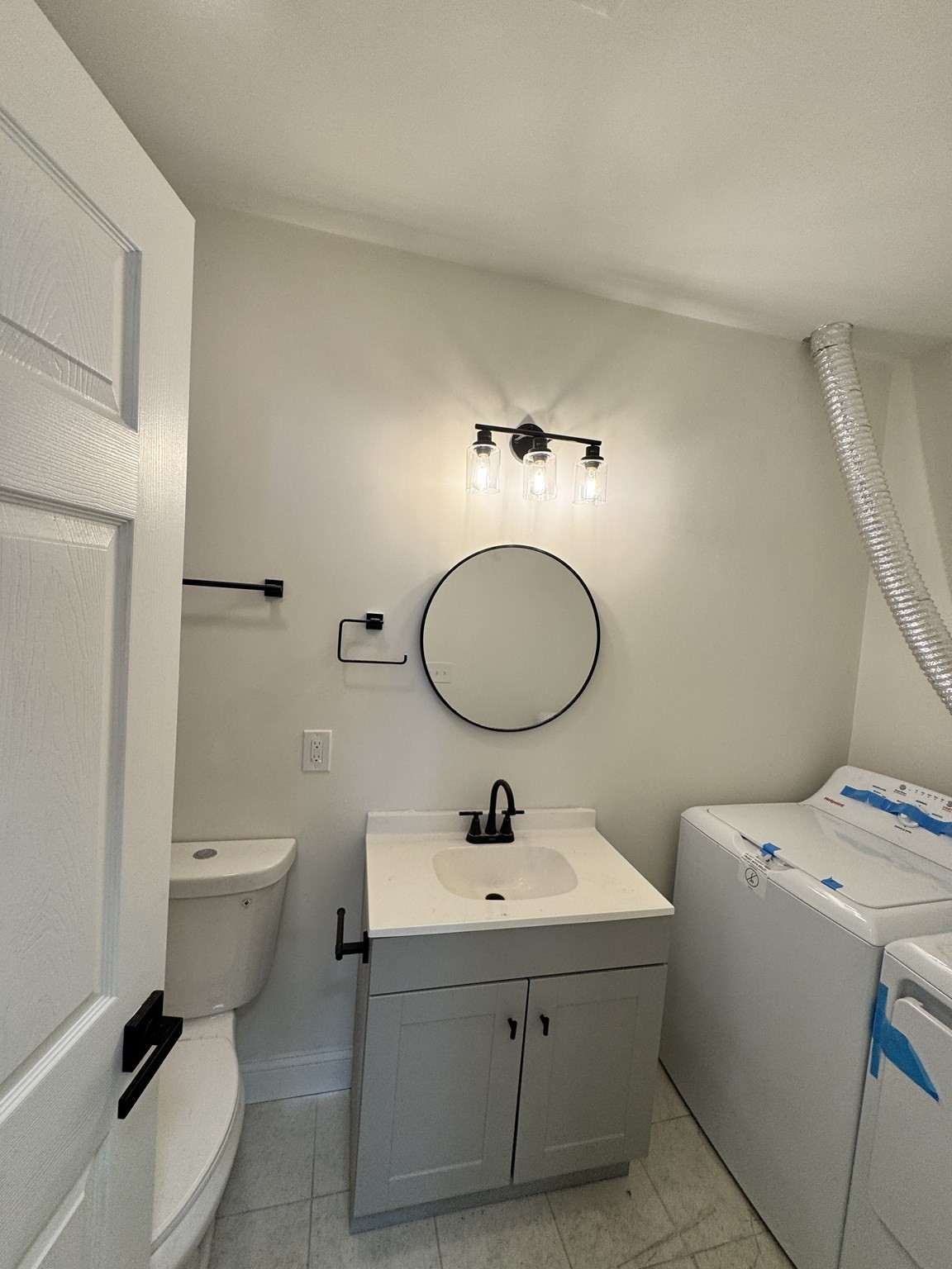 605 Millbury St Property Photo 32