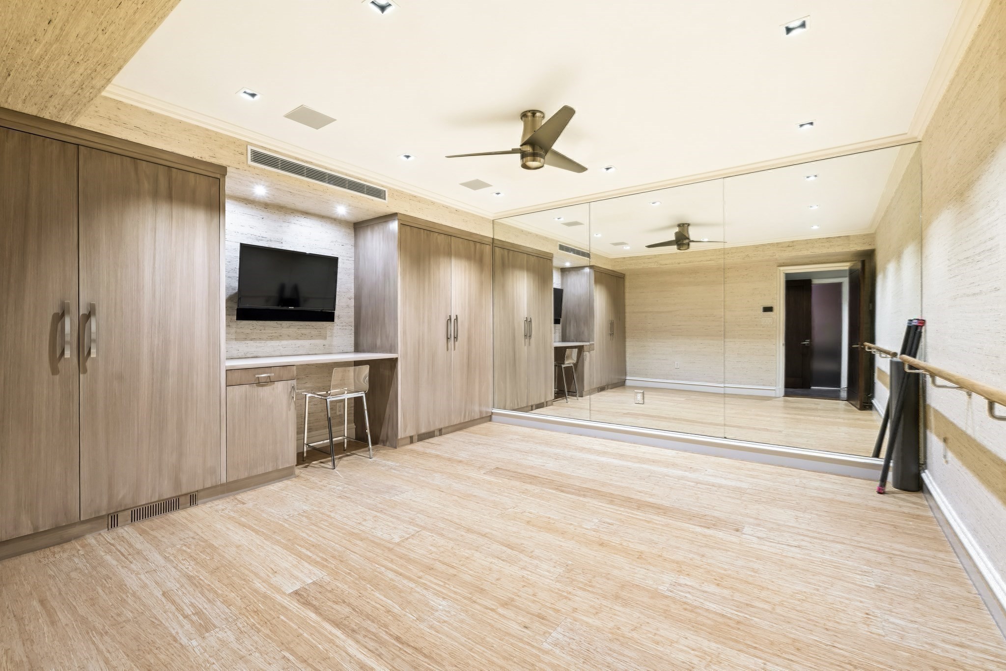 55 Commonwealth Avenue Property Photo 25