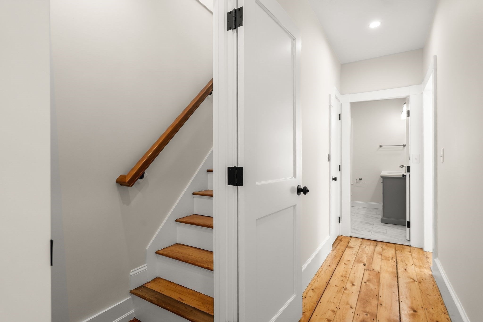 18 Balcomb Street Property Photo 23