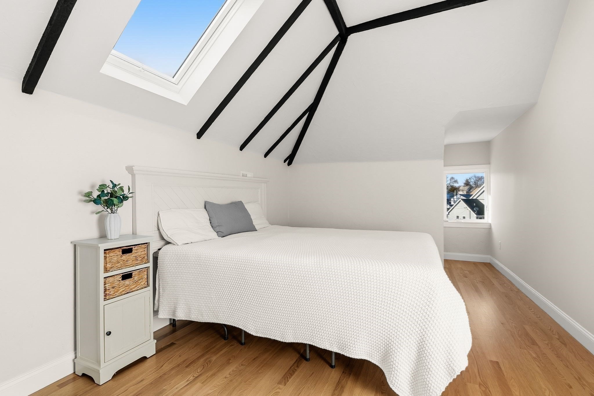 18 Balcomb Street Property Photo 24