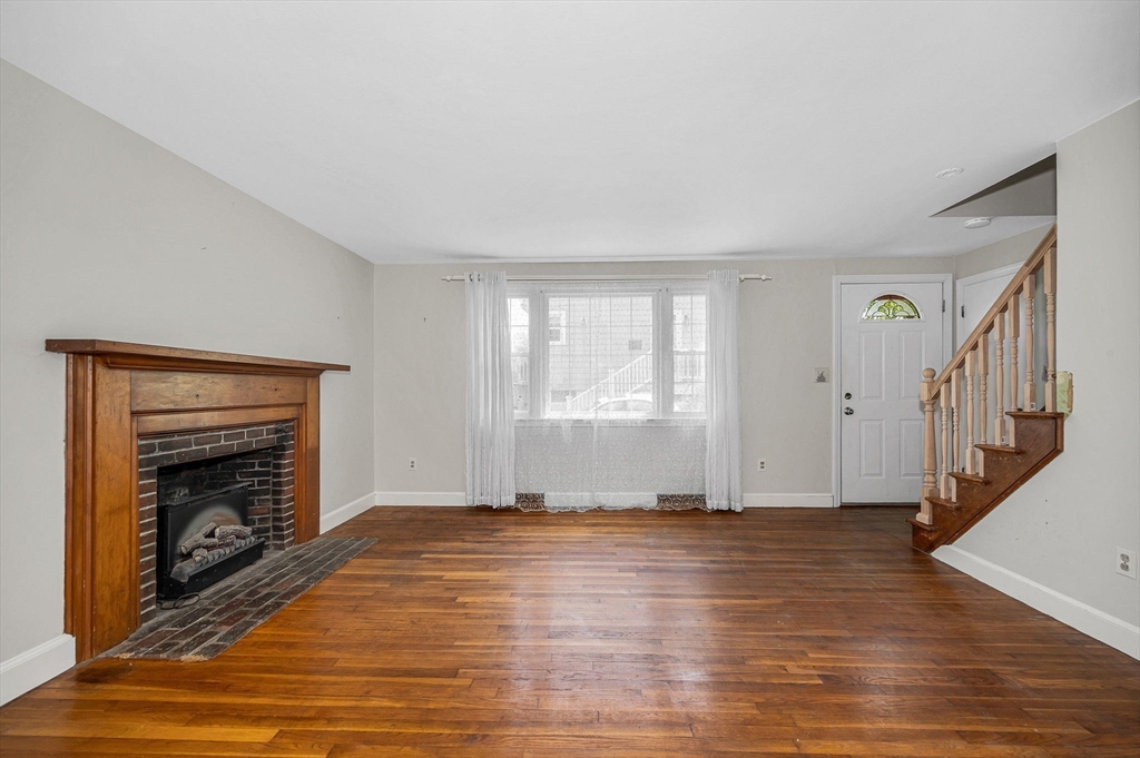 30 Whitcomb Terrace Property Photo 12