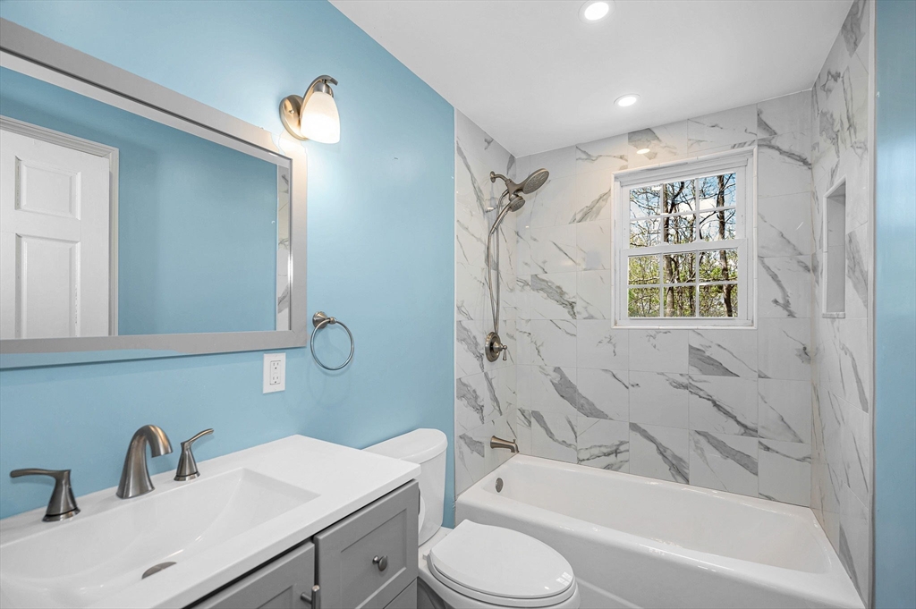 30 Whitcomb Terrace Property Photo 16
