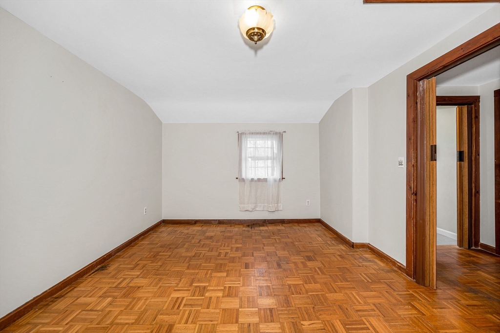 30 Whitcomb Terrace Property Photo 18