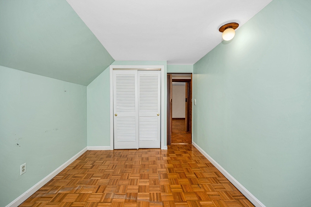 30 Whitcomb Terrace Property Photo 20