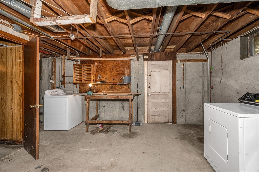 30 Whitcomb Terrace Property Photo 28