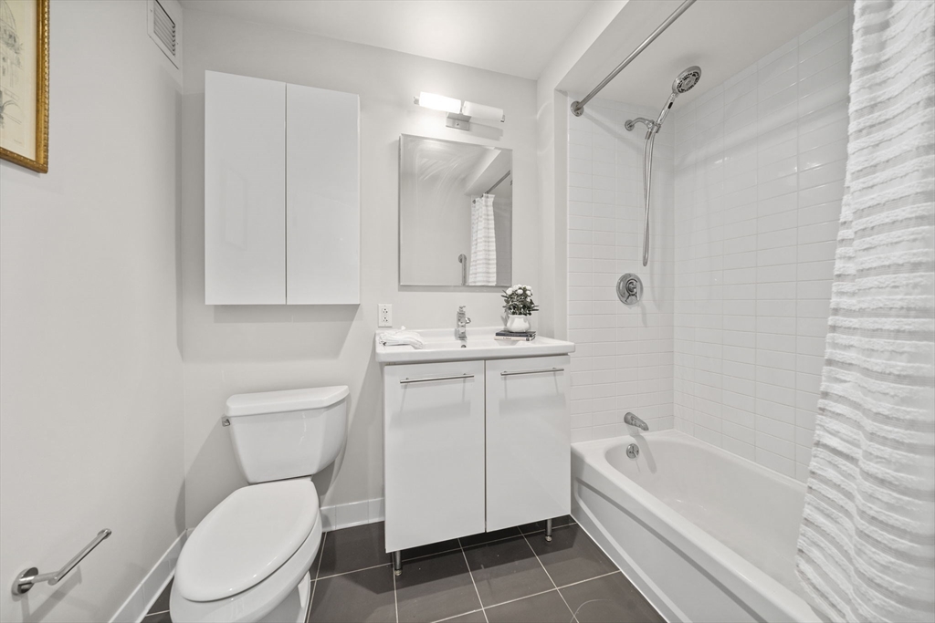 2 Earhart St # 308 Property Photo 11