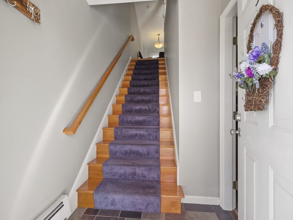 54 Oaklandave Property Photo 5