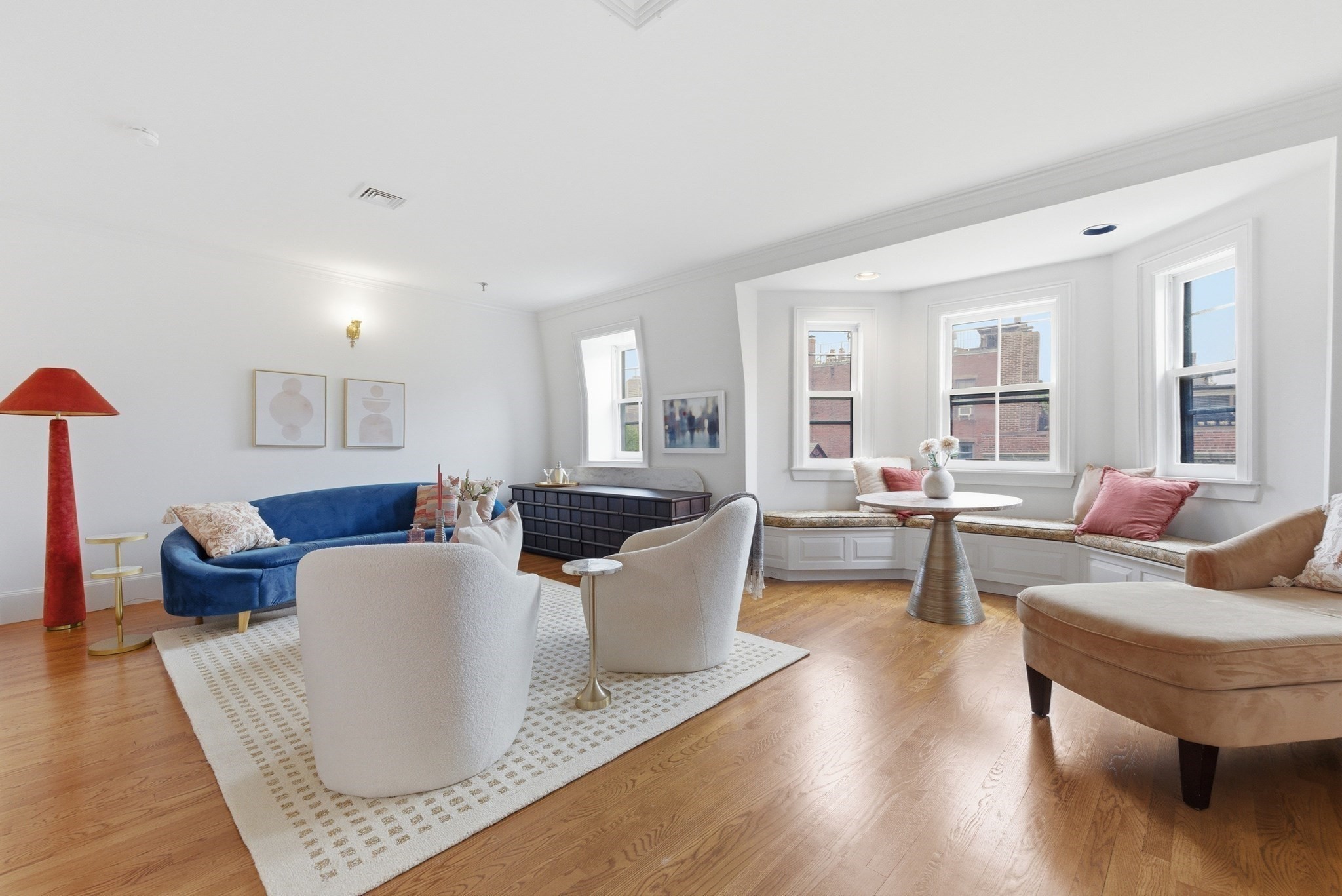 131 Mount Vernon St # 2 Property Photo 3
