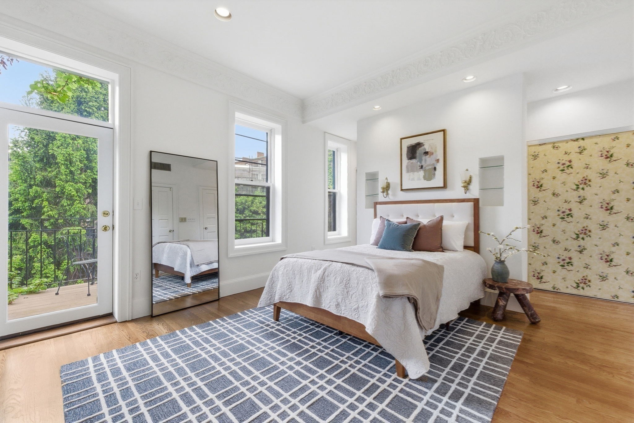 131 Mount Vernon St # 2 Property Photo 8