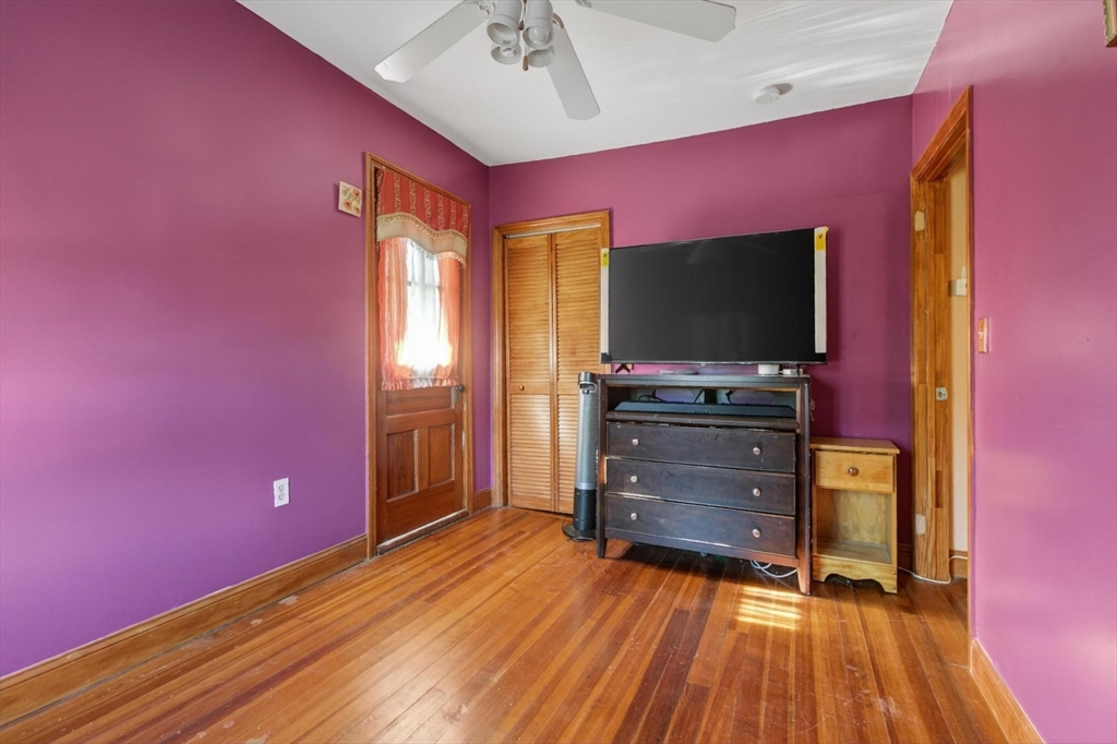 377 Union St Property Photo 20