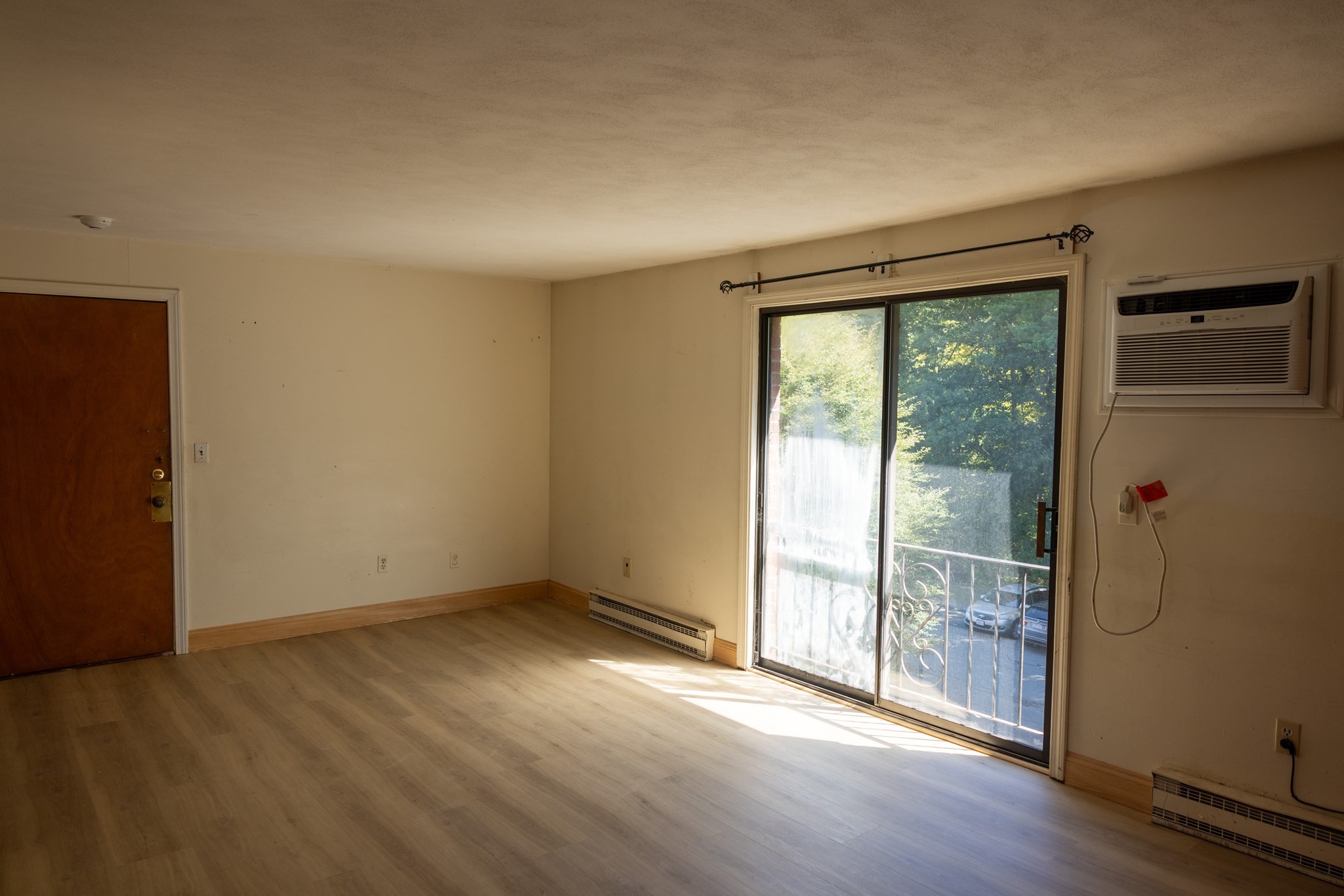 380 Great Road Unit 302 Property Photo 2
