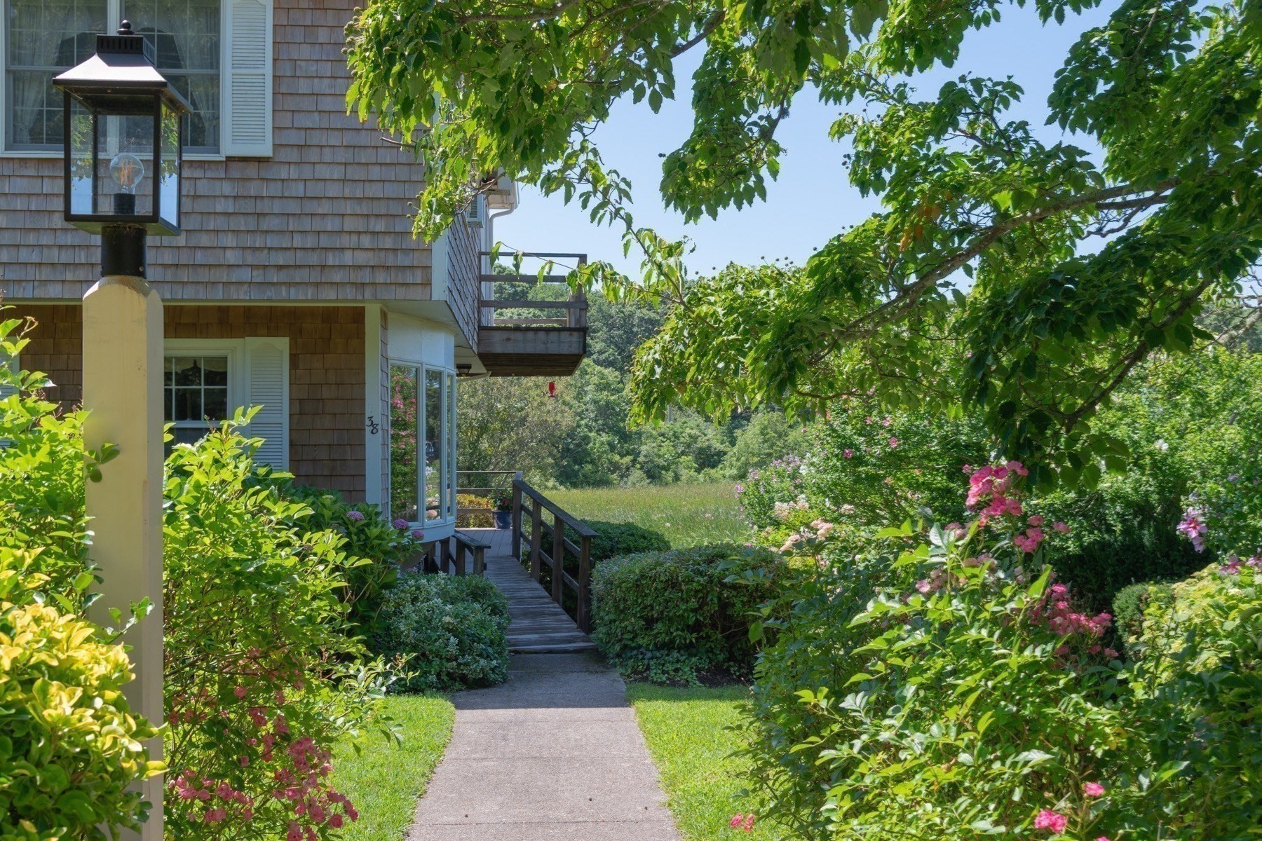 38 Nemasket Rd Property Photo 6