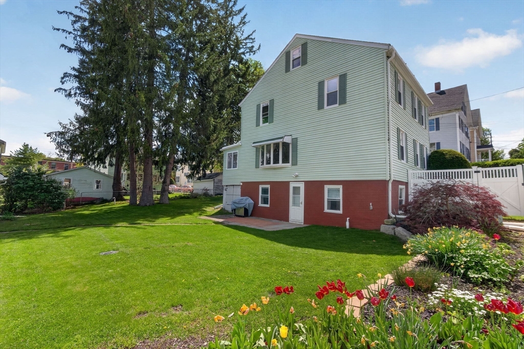 7 East Greenwood St Property Photo 6
