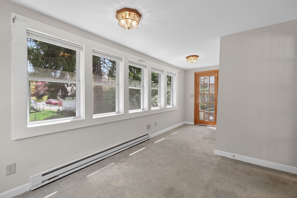 7 East Greenwood St Property Photo 23