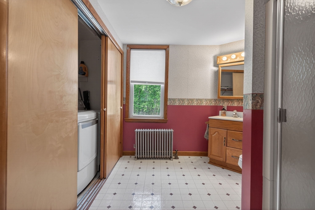 7 East Greenwood St Property Photo 26