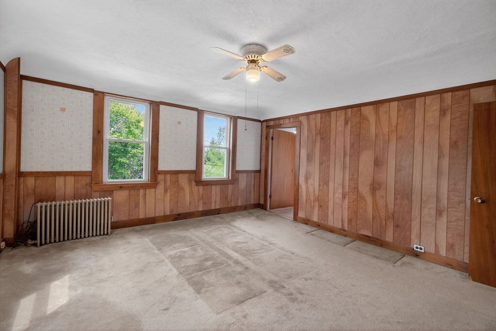 7 East Greenwood St Property Photo 32
