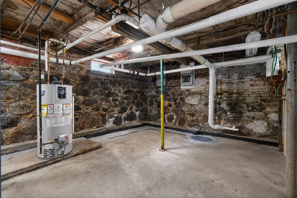 7 East Greenwood St Property Photo 40