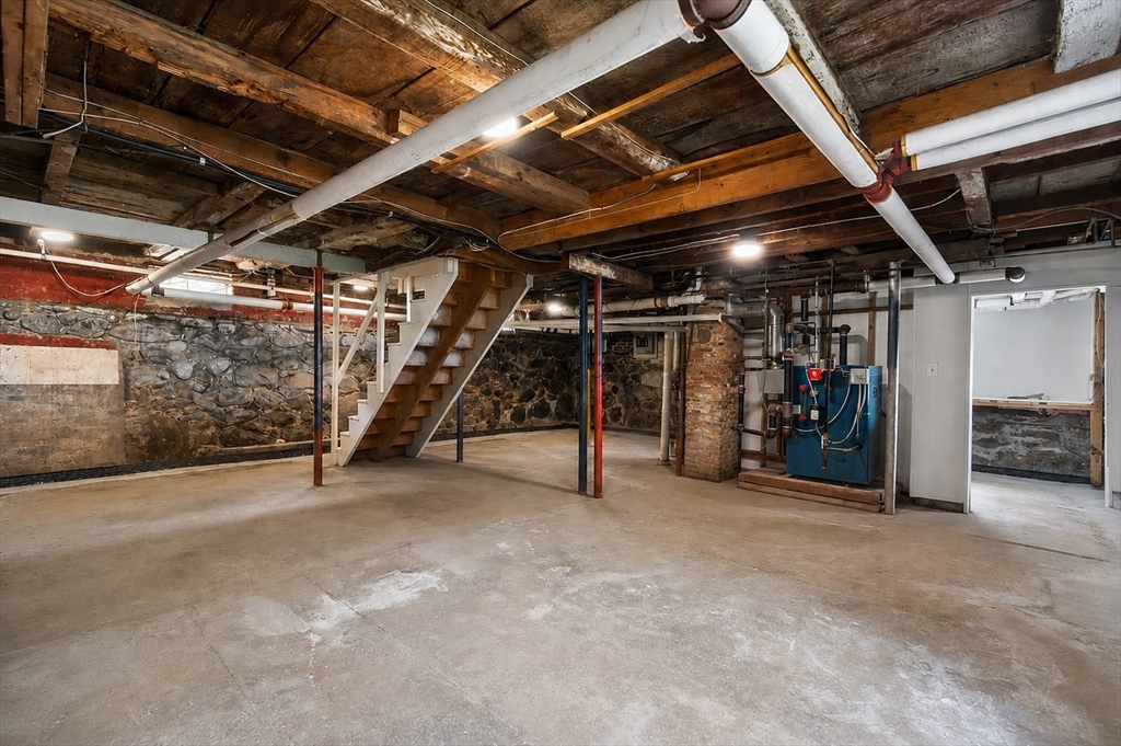 7 East Greenwood St Property Photo 41