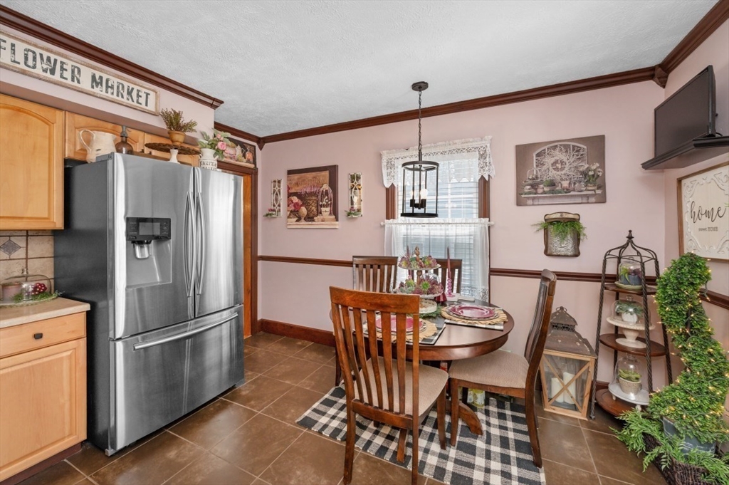 24 Sylvia Street Property Photo 11