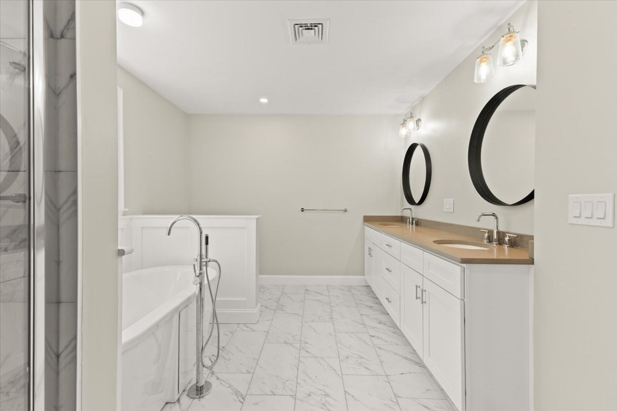 5 Baron Drive Property Photo 25