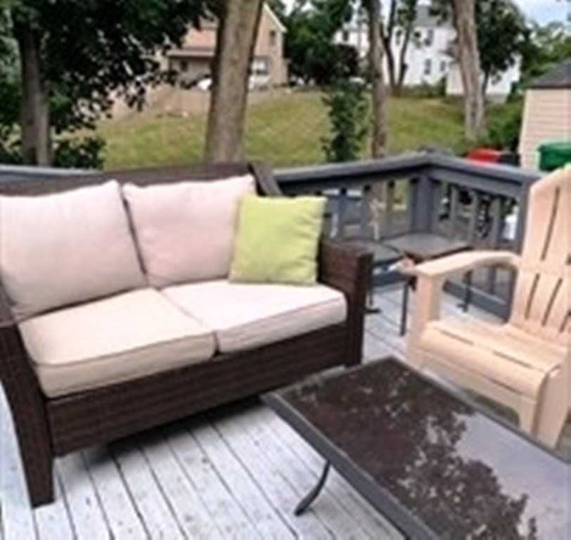 87 Crafts Property Photo 3