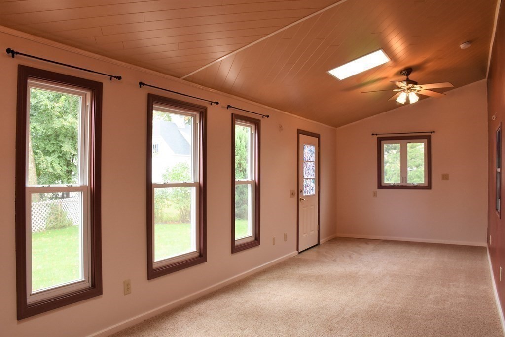 3 Elm Street Property Photo 7