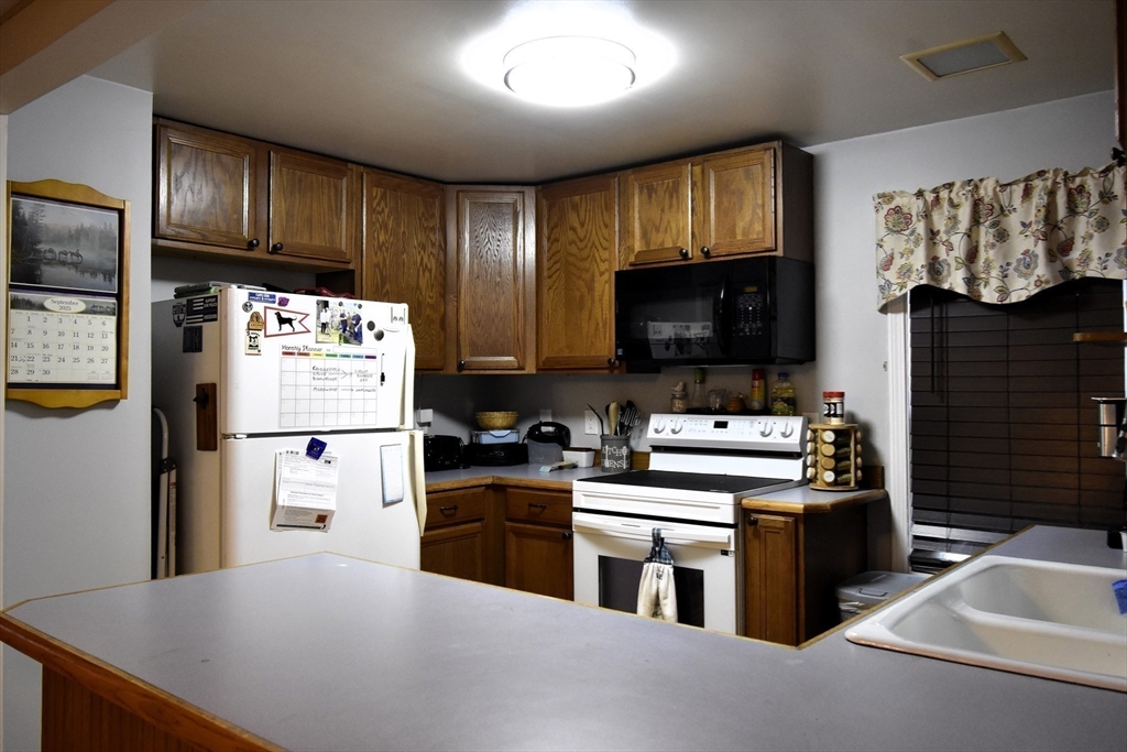3 Elm Street Property Photo 10