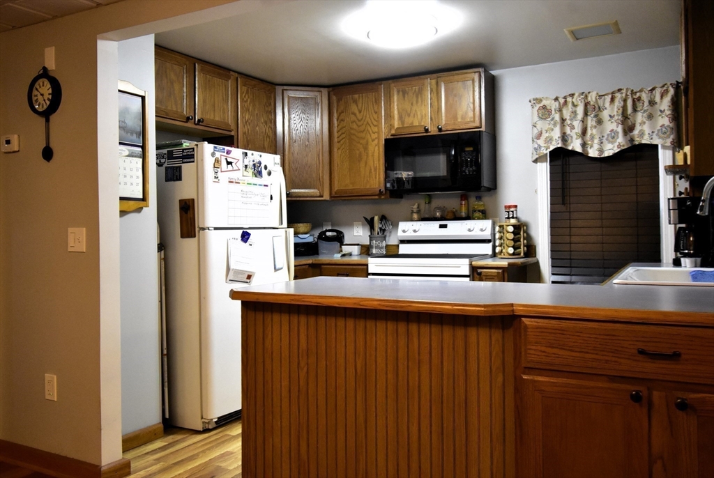 3 Elm Street Property Photo 12