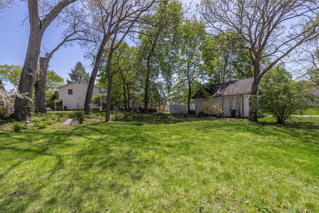 32 Smith Ave Property Photo 31
