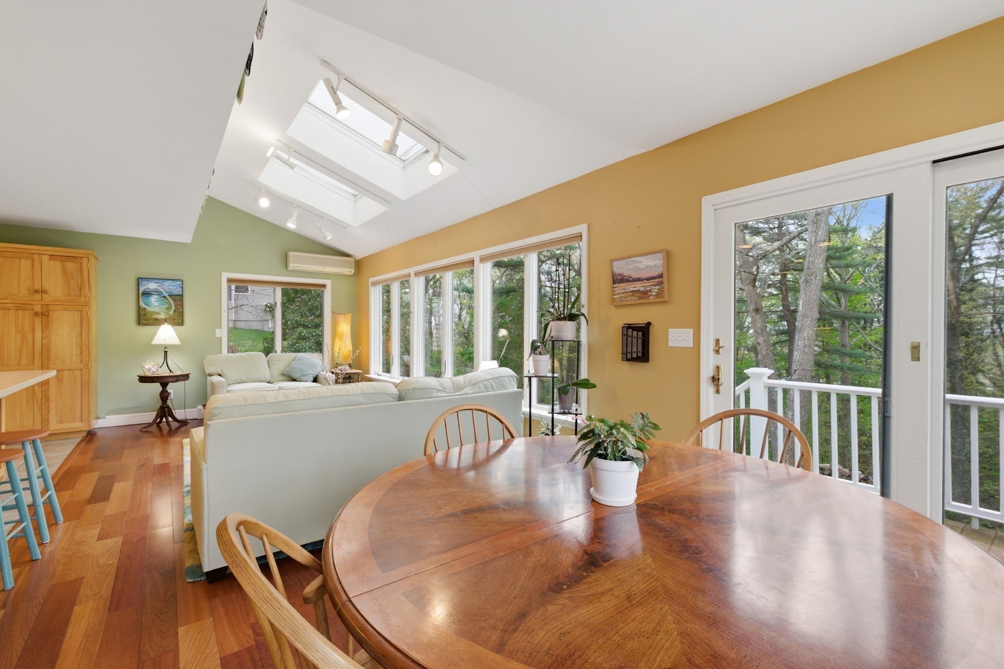 9 Woodcliffe Road Property Photo 3