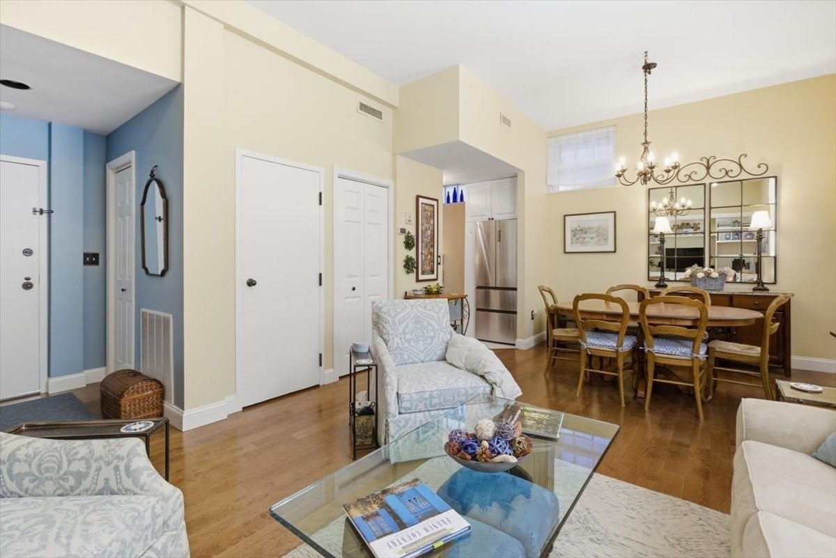 65 Glen Rd # H1 Property Photo 5