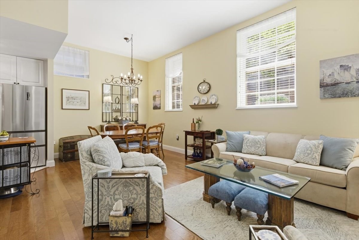 65 Glen Rd # H1 Property Photo 10