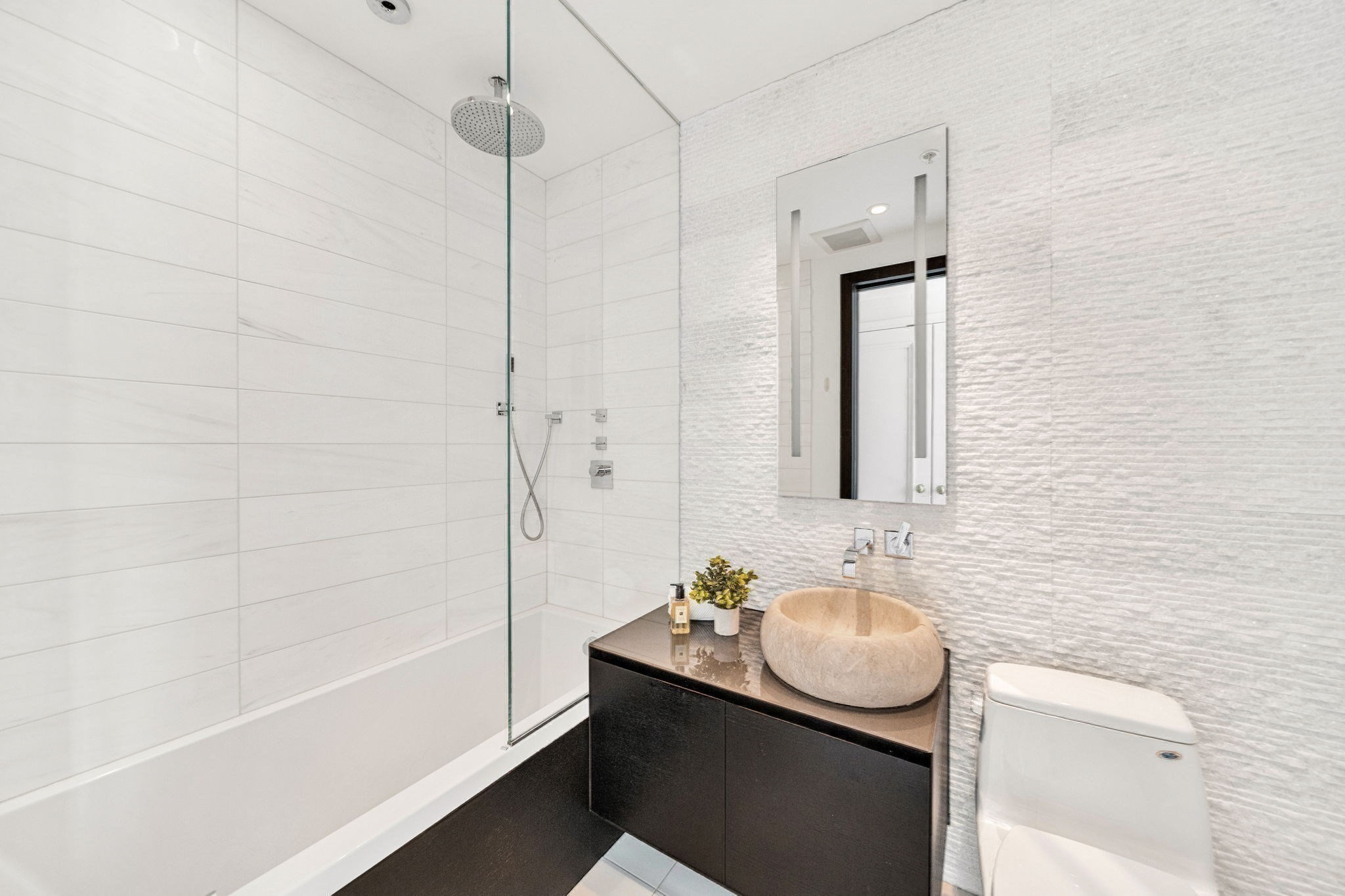 1 Avery St # 24d Property Photo 14