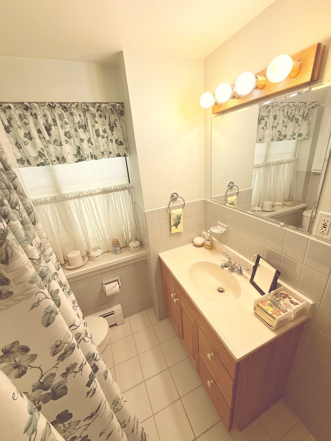 300 Lynn Shore Drive # 207 Property Photo 8
