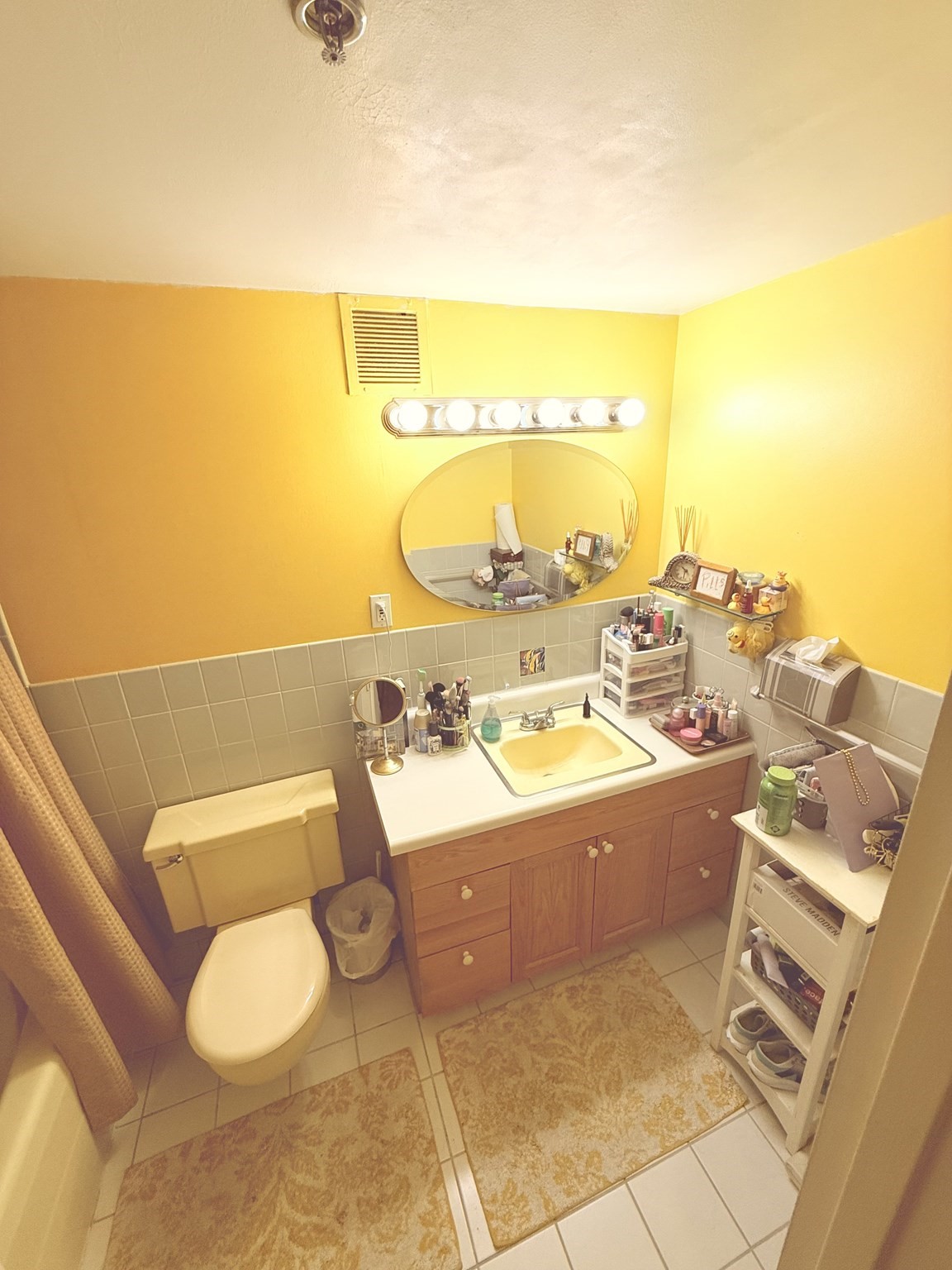 300 Lynn Shore Drive # 207 Property Photo 17