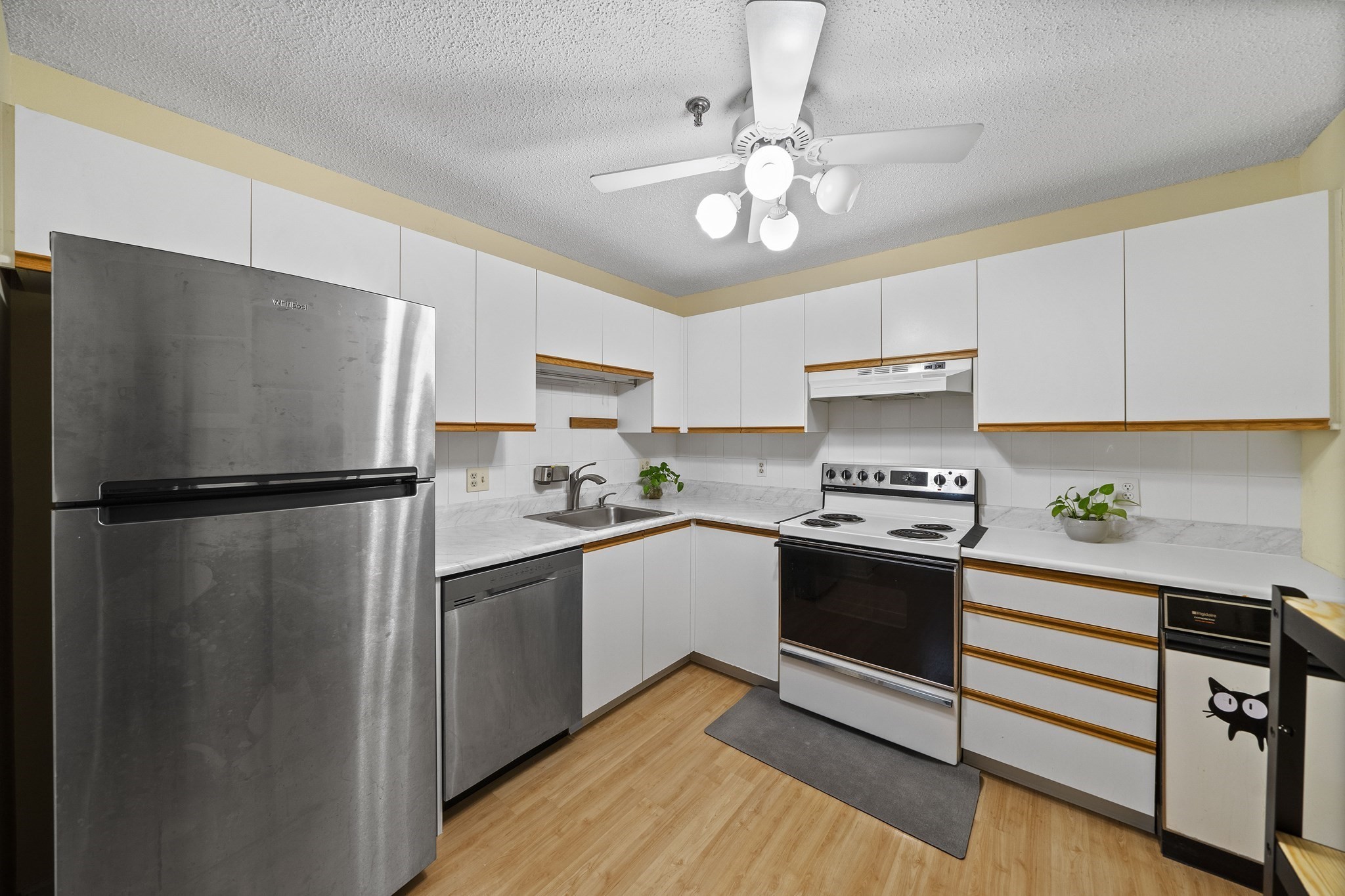 3920 Mystic Valley Parkway Uni # 708 Property Photo 3
