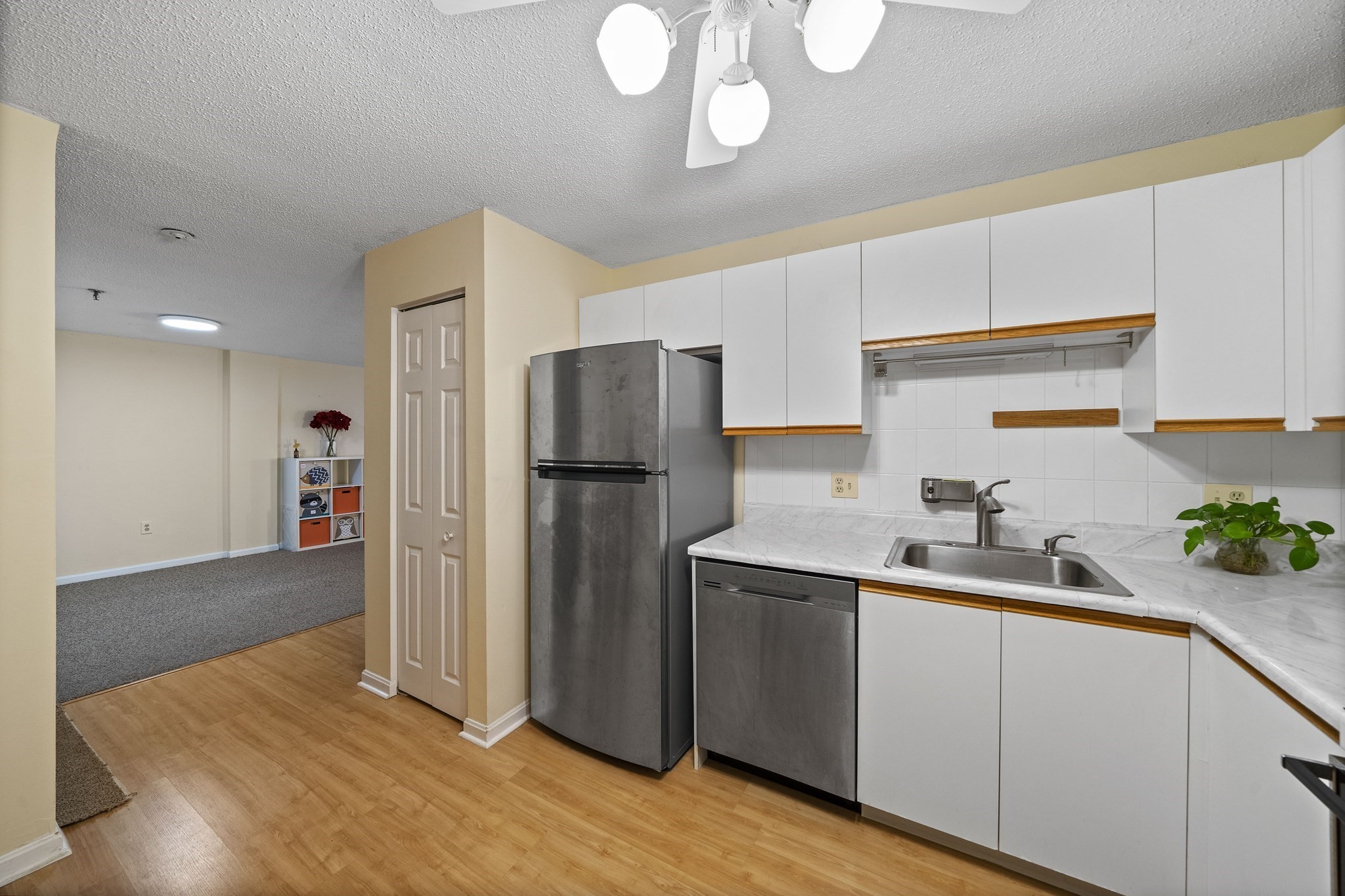 3920 Mystic Valley Parkway Uni # 708 Property Photo 4