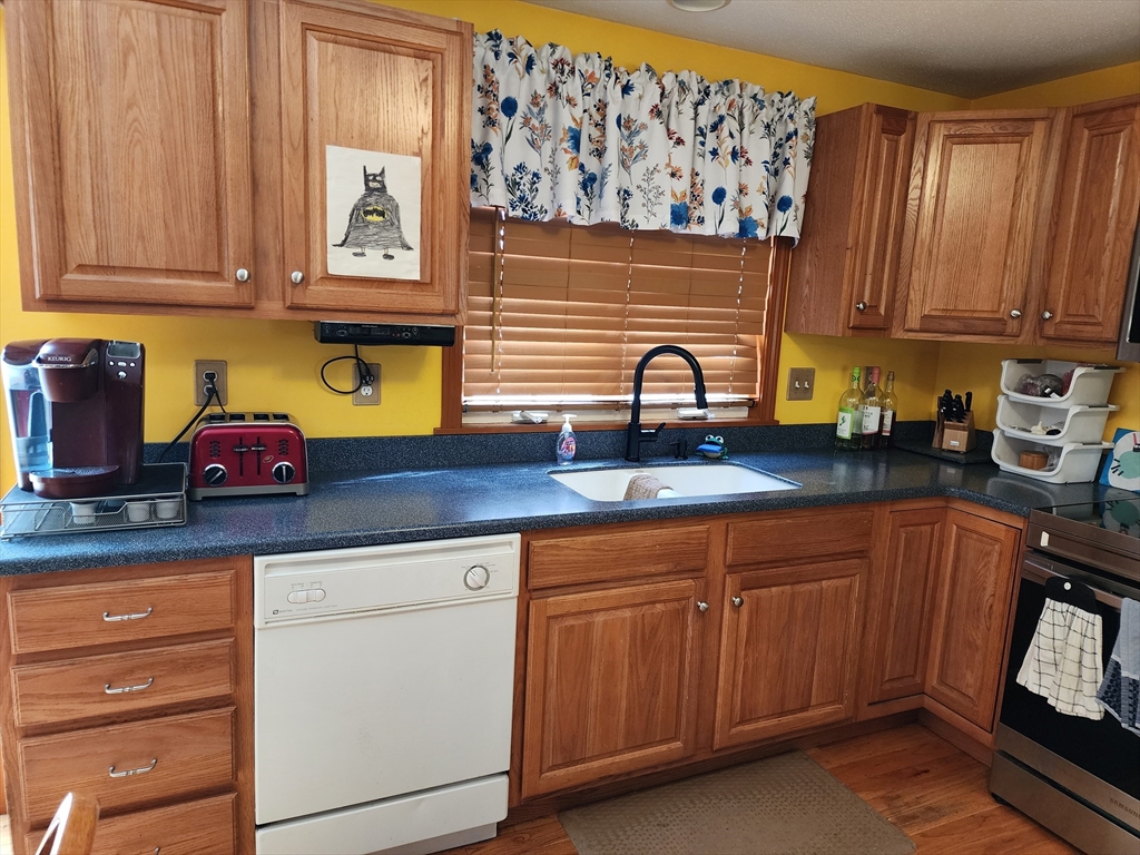 33 Guerin St Property Photo 7