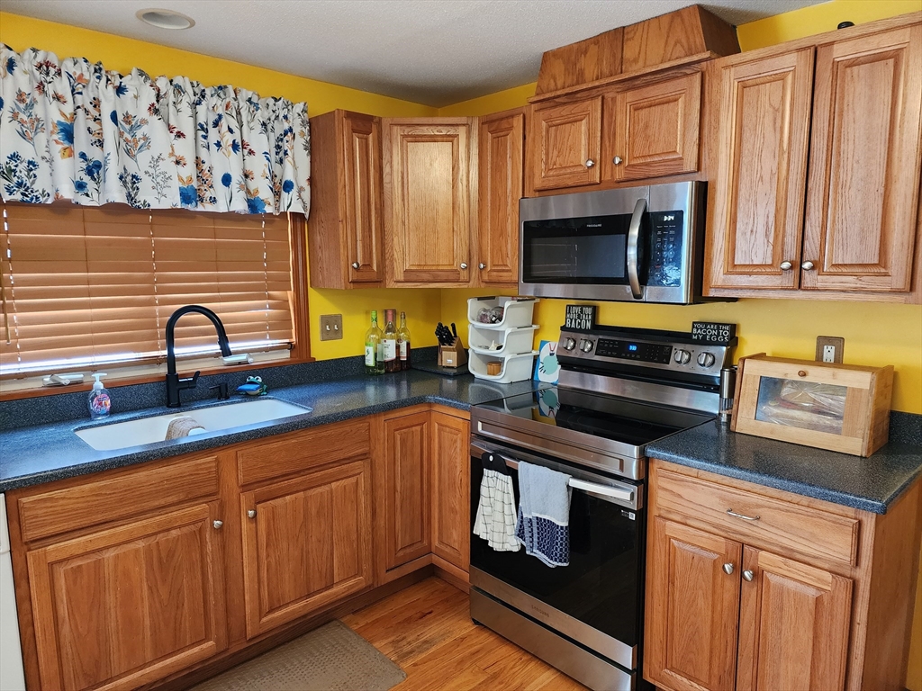 33 Guerin St Property Photo 8